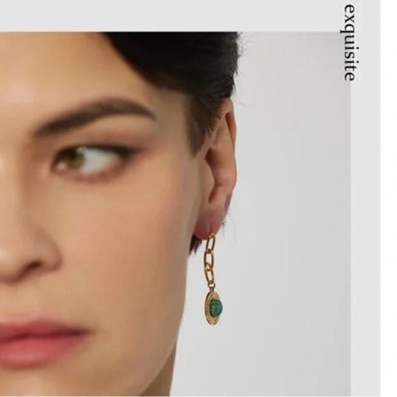 C#41 ⭐️ New 18k gold plated natural african turquoise dangle earrings - Picture 2 of 5